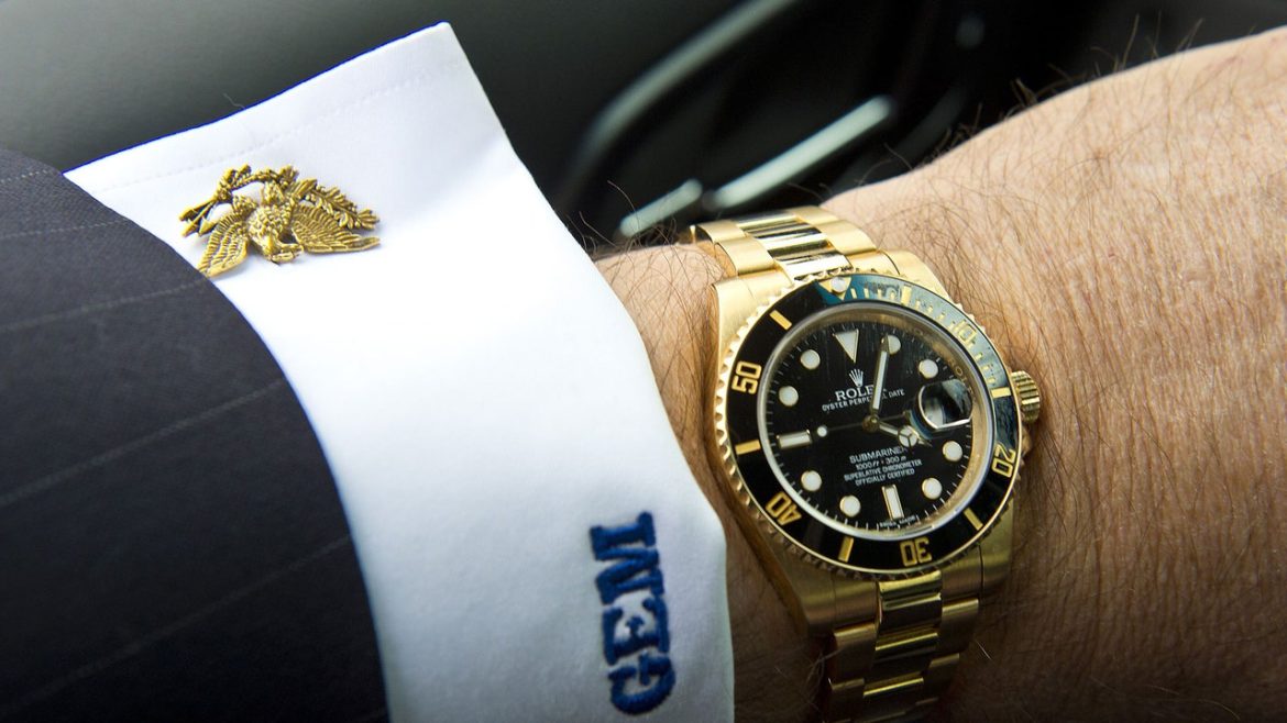 Which website can give good fake Rolex watches?
